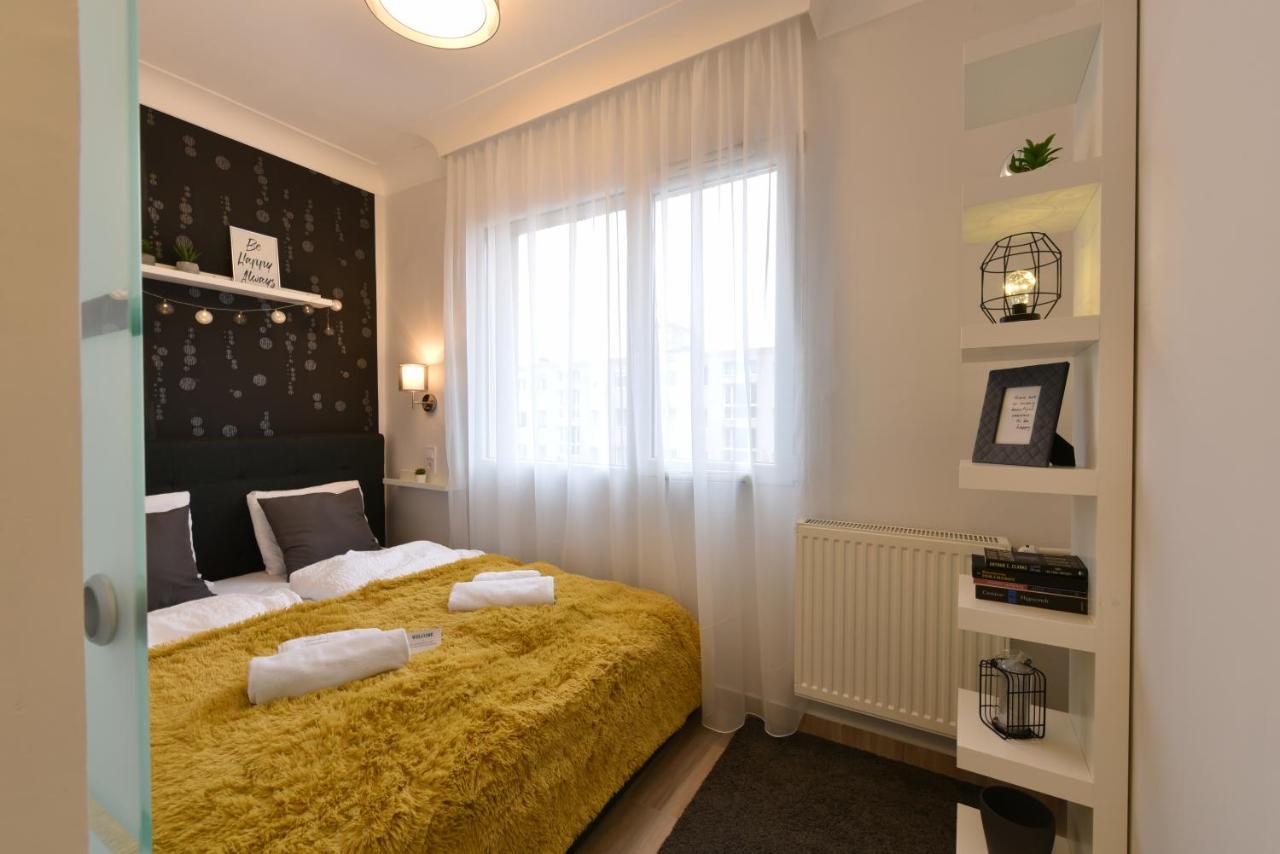 Kiralykut 2 Apartman - Ingyen Parkolas, Bicajok, Ac セーケシュフェヘールヴァール エクステリア 写真