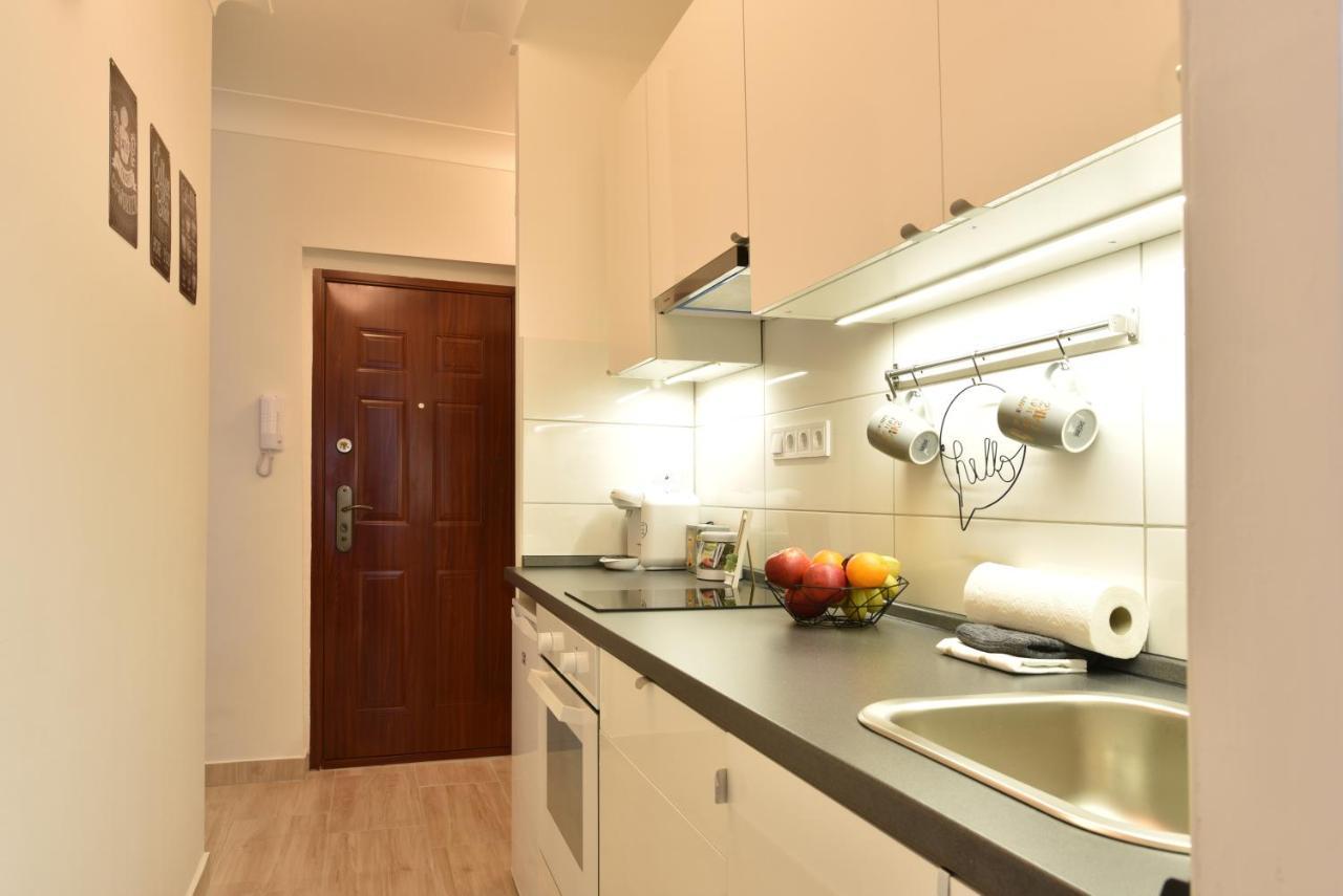 Kiralykut 2 Apartman - Ingyen Parkolas, Bicajok, Ac セーケシュフェヘールヴァール エクステリア 写真